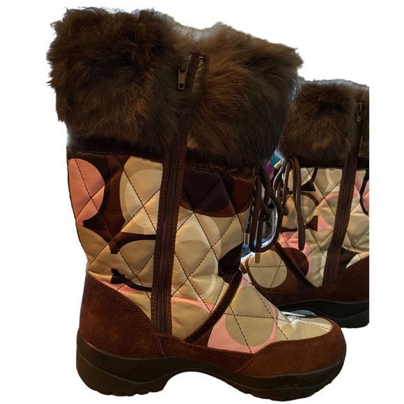 Coach Boots - Picture 2 of 9